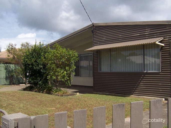 21 Paradise Pde, Bongaree, QLD 4507