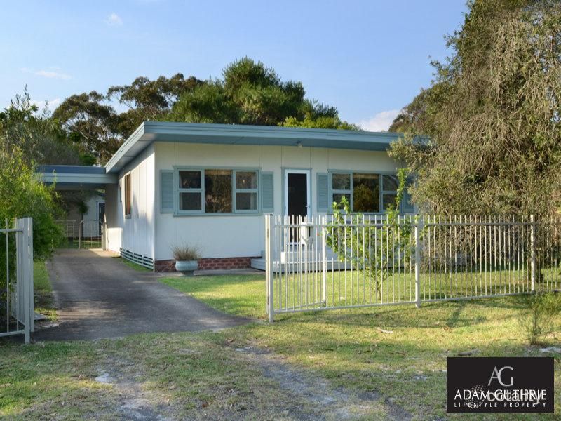 86 Queen Mary St, Callala Beach, NSW 2540
