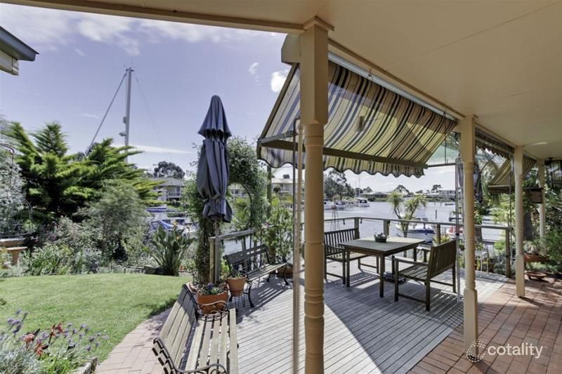 2/55 Wellington St, Paynesville, VIC 3880