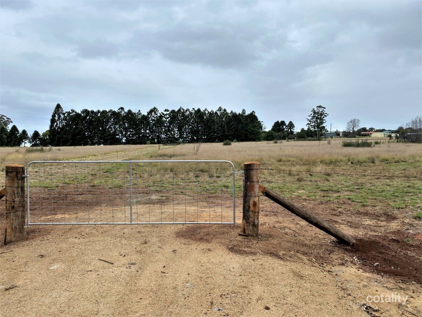 4 Redmans Rd, Booie, QLD 4610