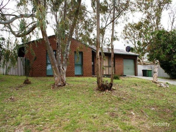 65 Chisham Ave, Parmelia, WA 6167