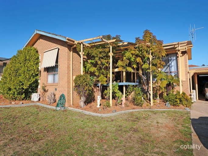6 Thornton Rd, Karabar, NSW 2620