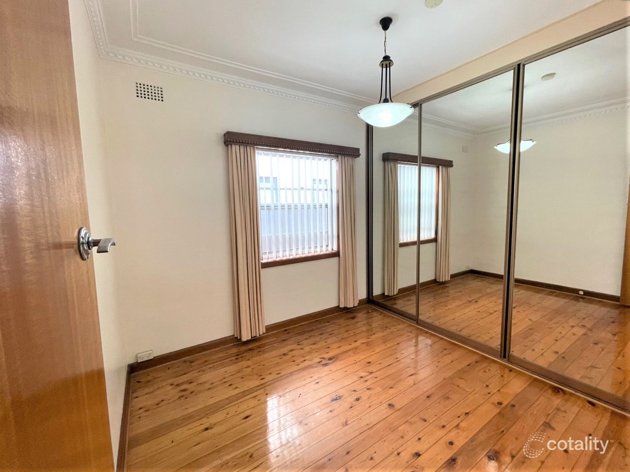 15 Rosebery St, Penshurst, NSW 2222