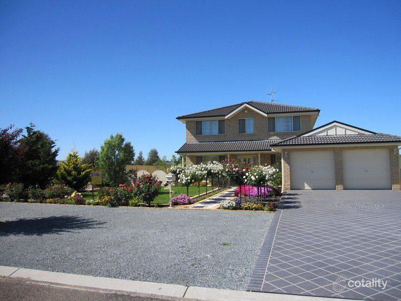 14 Falconer Pl, Bungendore, NSW 2621