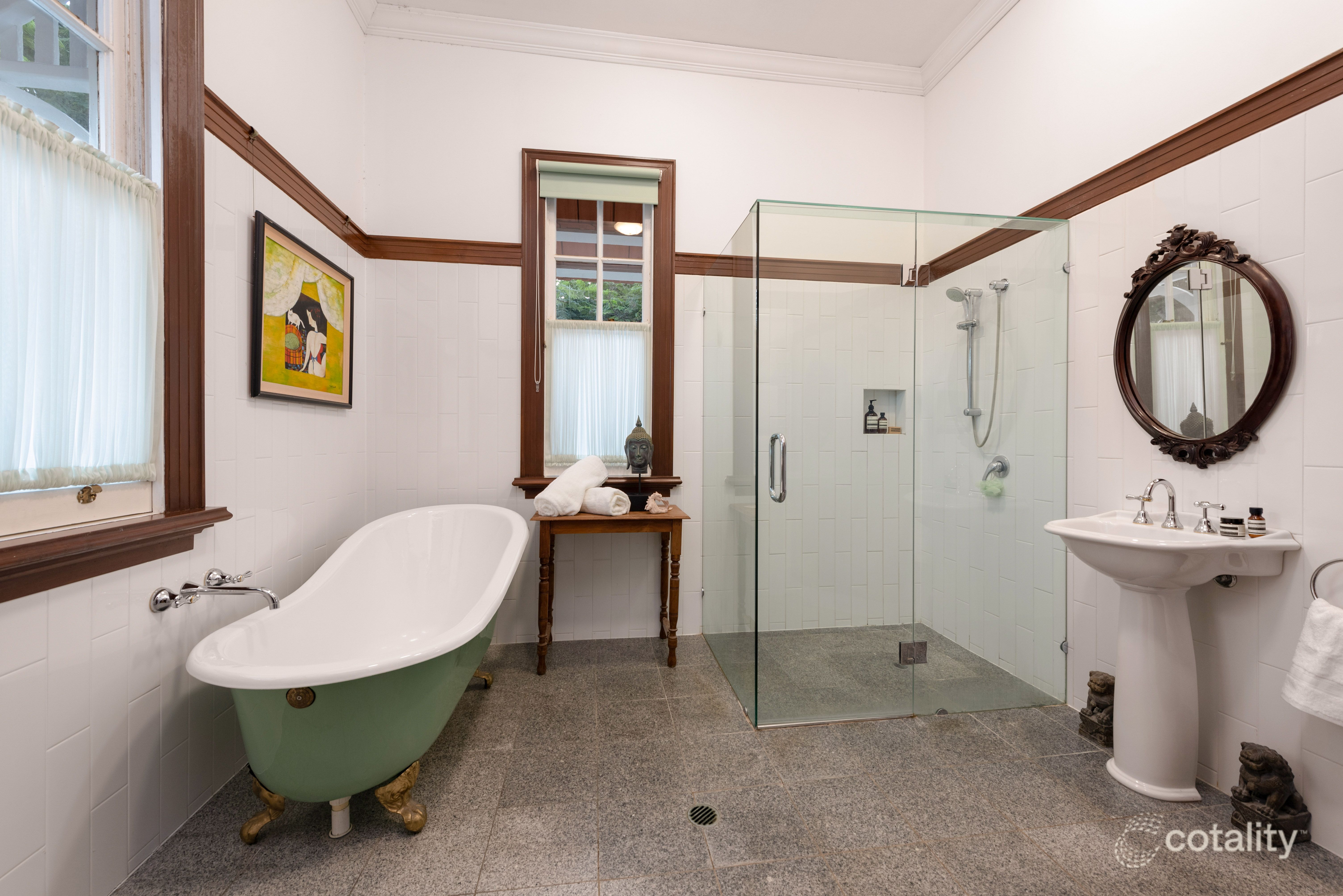 92 Windermere Rd, Hamilton, QLD 4007