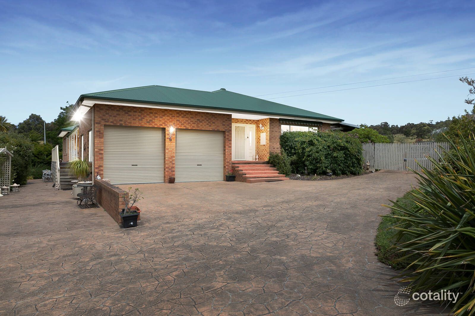 6 Morilla Ct, Gisborne, VIC 3437