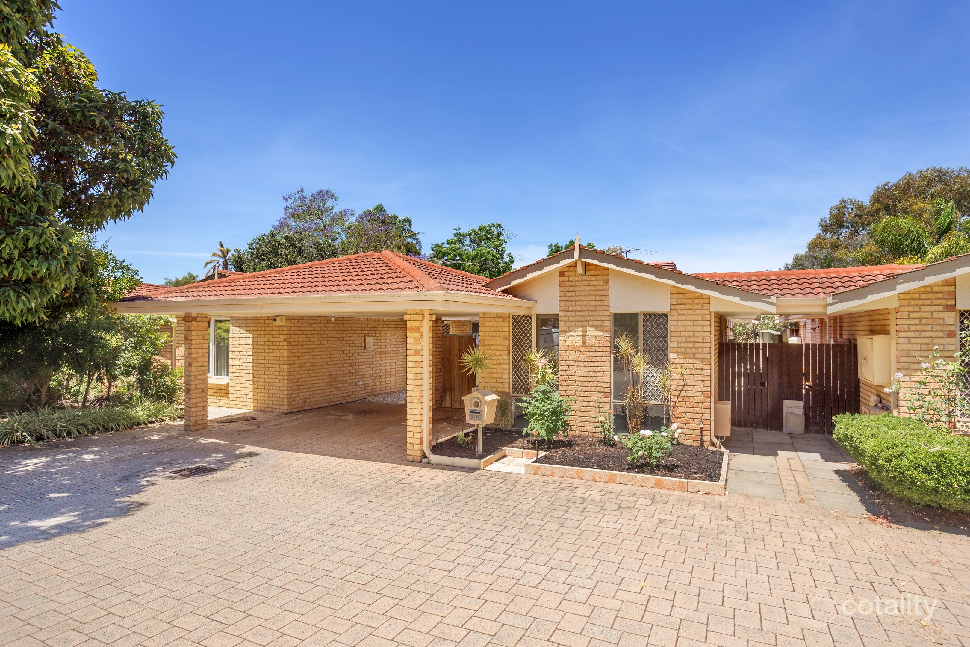 3/17 Moore Gdns, Kardinya, WA 6163