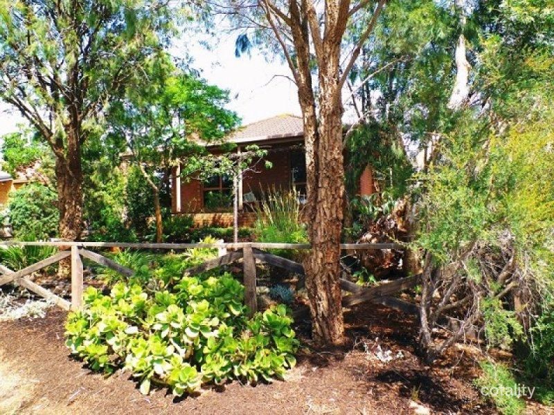 111 Dunns Rd, Mount Martha, VIC 3934