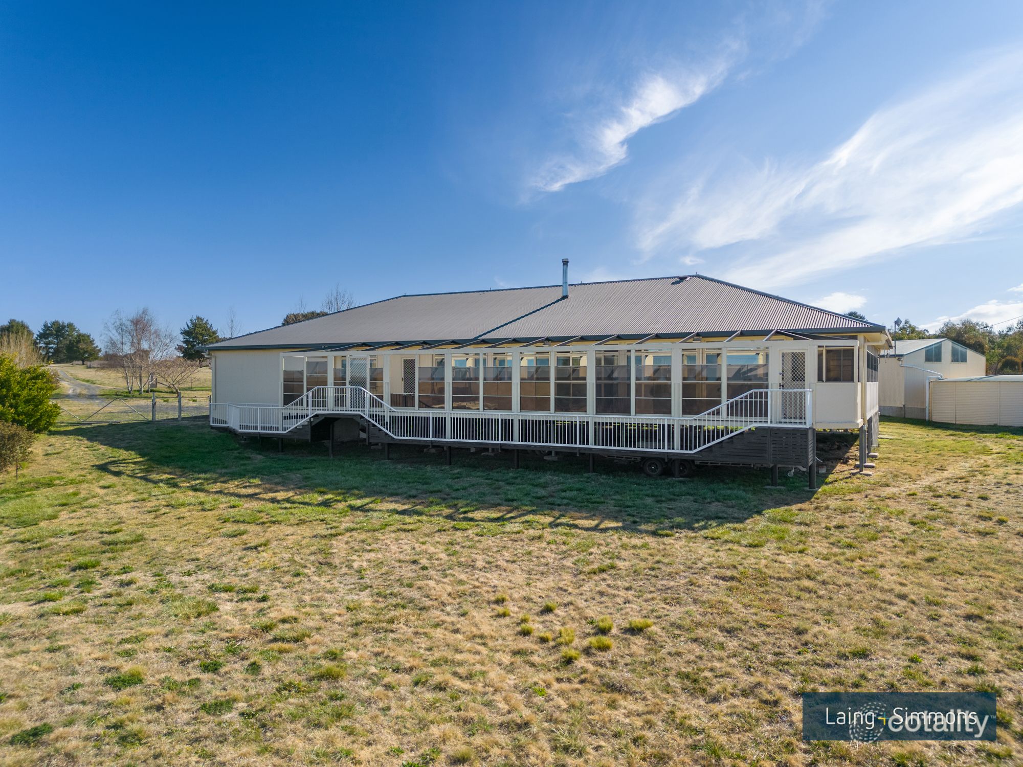 9964 New England Hwy, Saumarez, NSW 2350