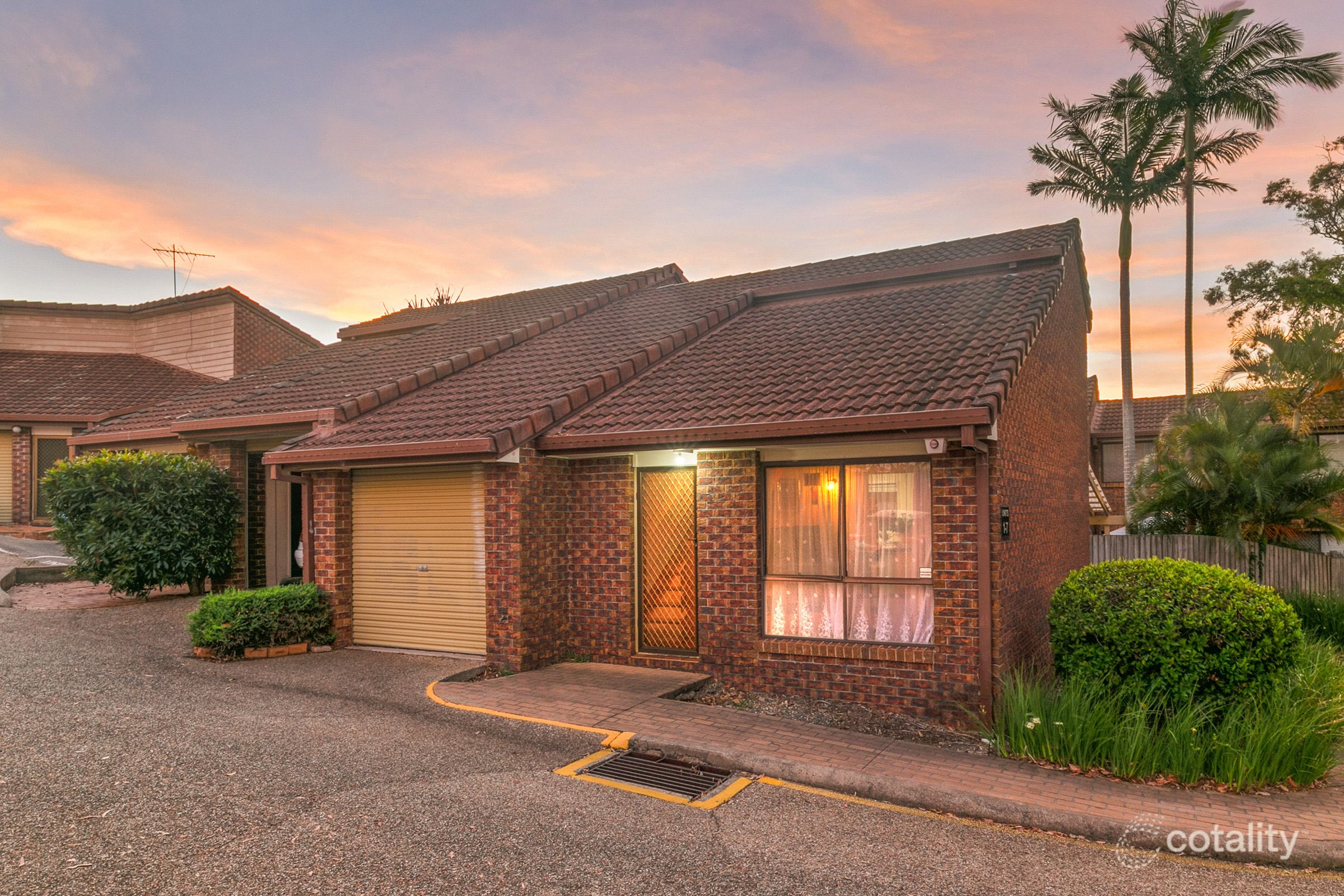 7/93 Barbaralla Dr, Springwood, QLD 4127