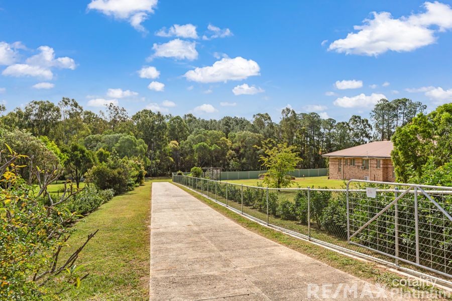 16 Chiverton St, Upper Caboolture, QLD 4510