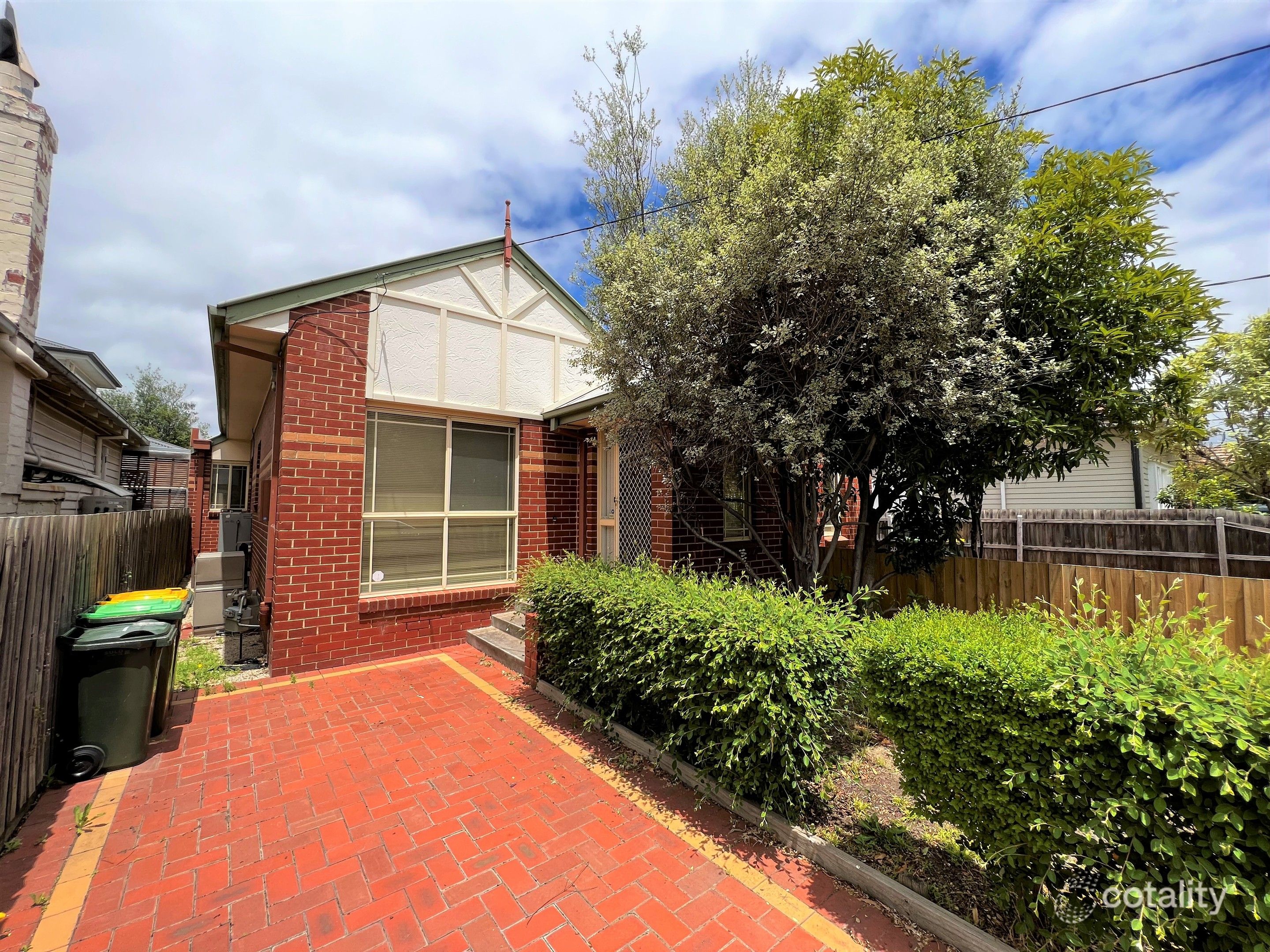 1/2 Waratah St, Pascoe Vale, VIC 3044