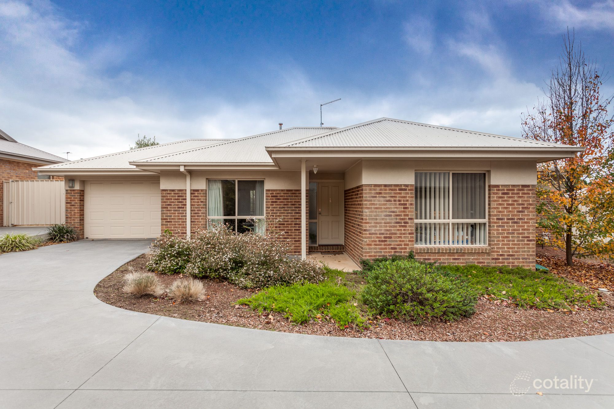 15/97b Barry St, Romsey, VIC 3434