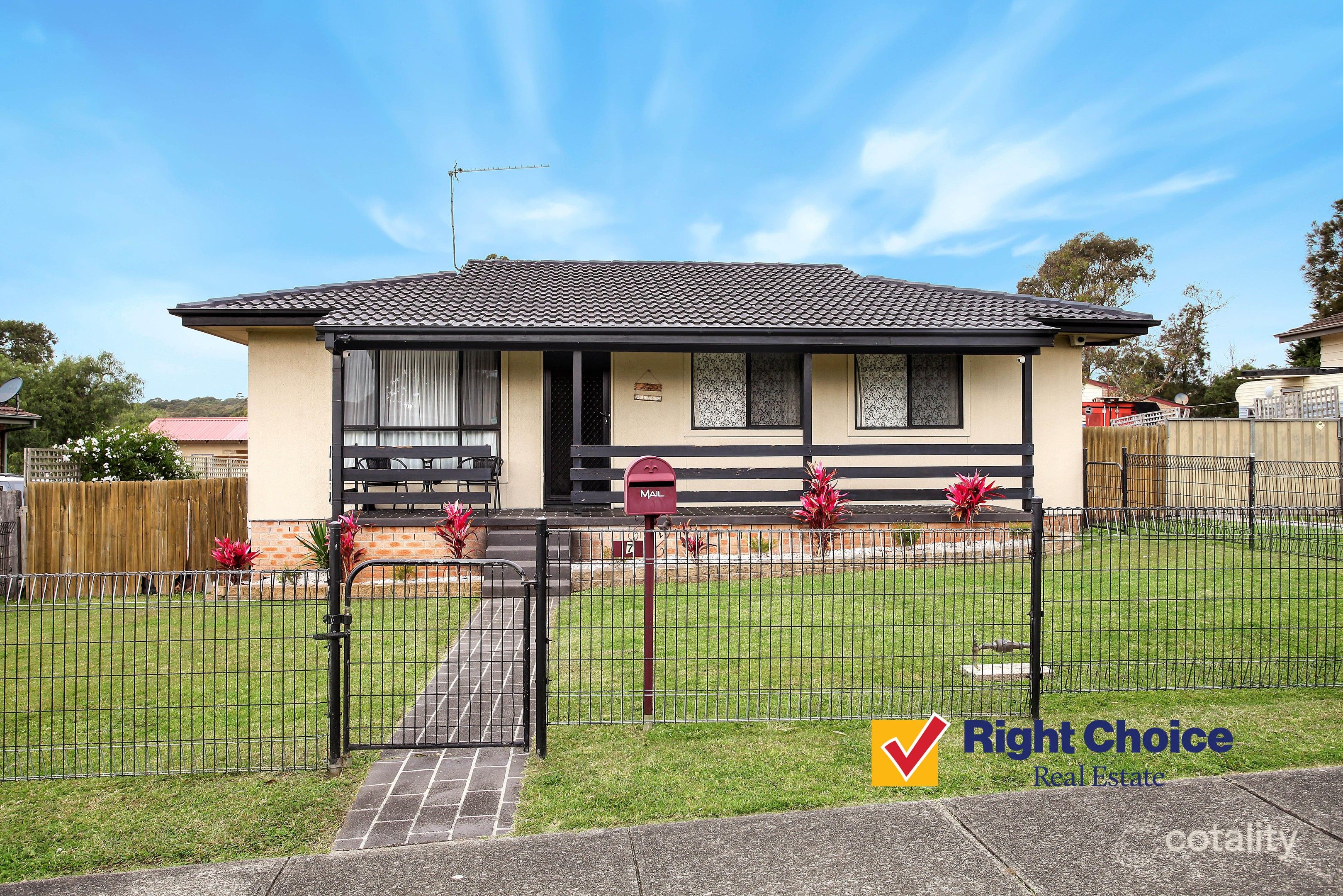 7 Carrington St, Barrack Heights, NSW 2528
