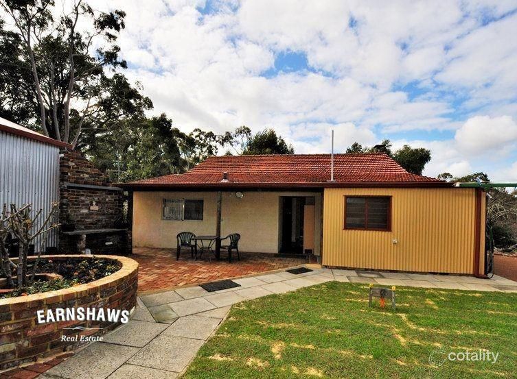 16 Mcglew Rd, Glen Forrest, WA 6071