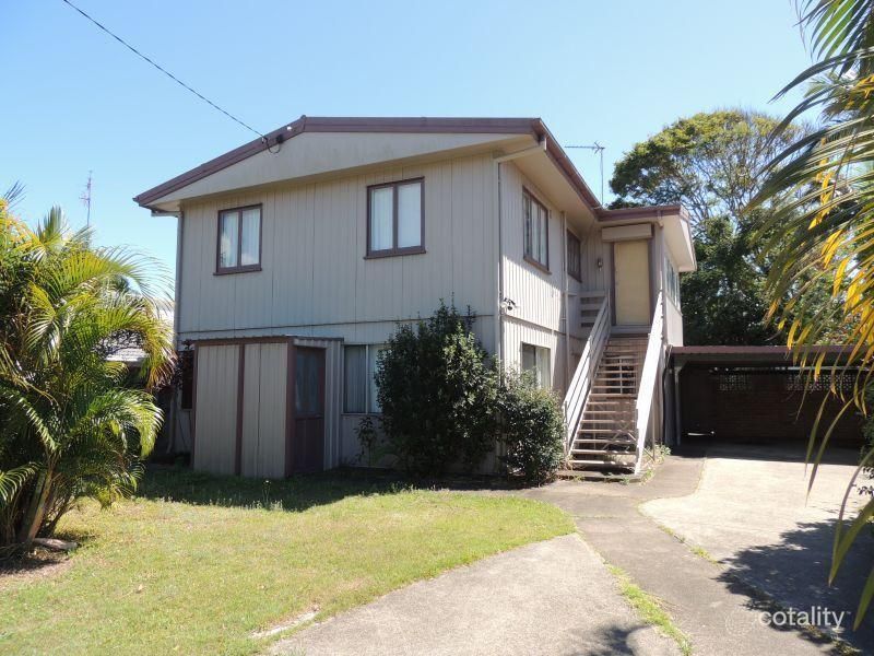 19 Broadwater St, Runaway Bay, QLD 4216