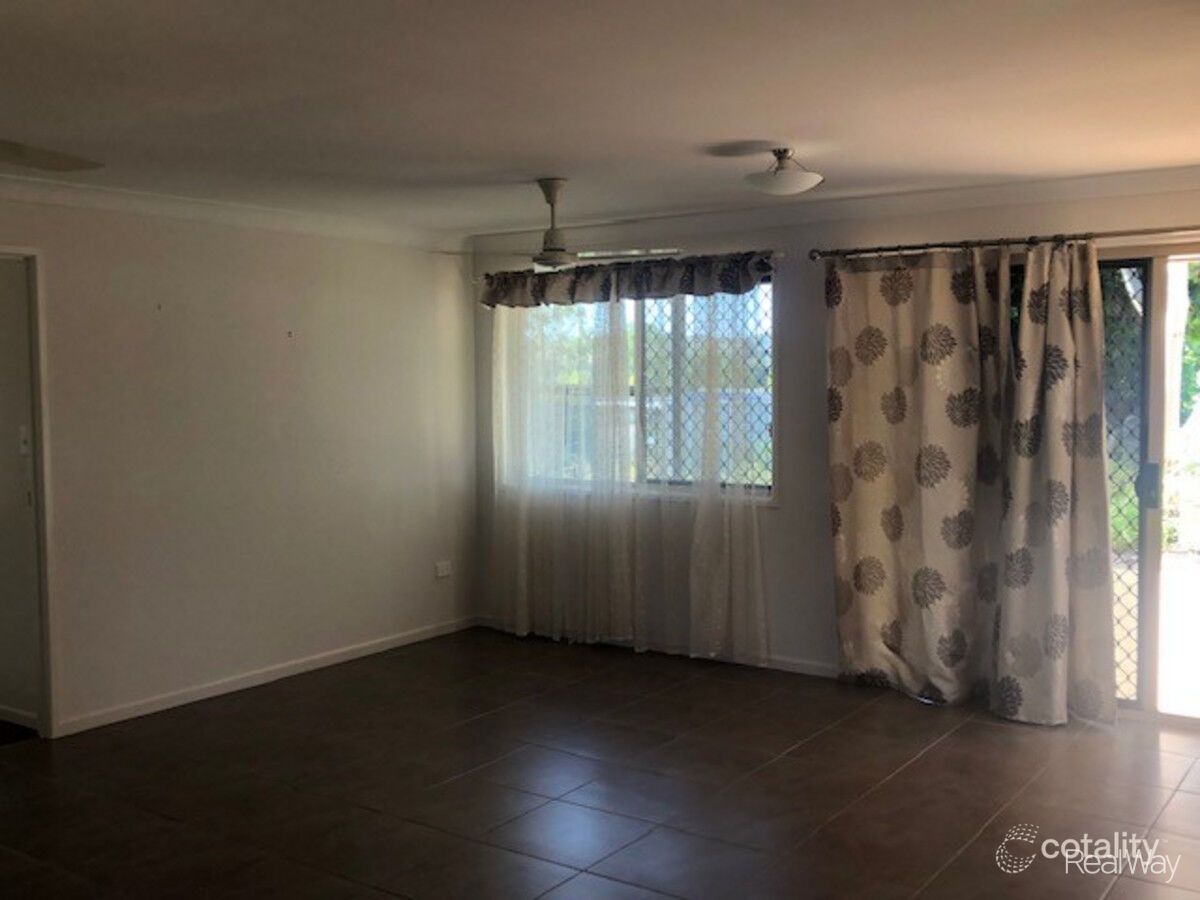 1-3 Lee St, Walterhall, QLD 4714
