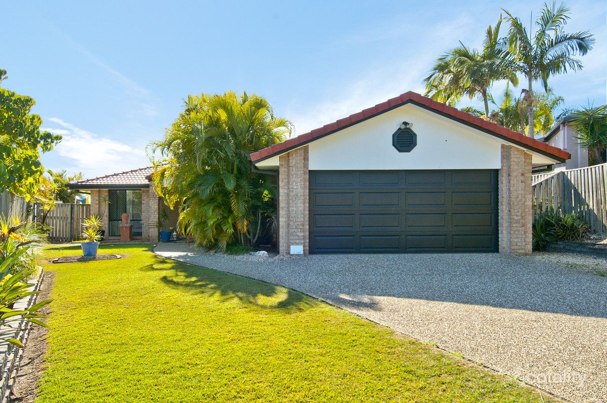 11 Irvine St, Pacific Pines, QLD 4211