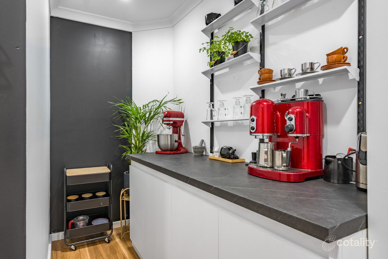 49 Manly Cres, Warnbro, WA 6169