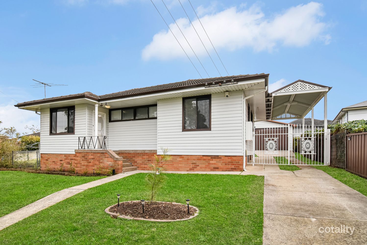 43 Charlton Rd, Lalor Park, NSW 2147