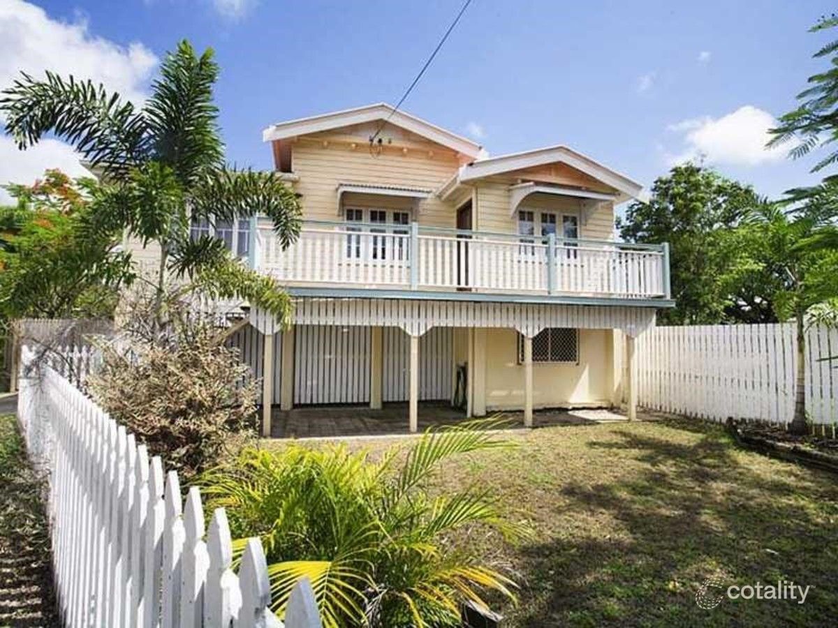 382 Mcleod St, Cairns North, QLD 4870