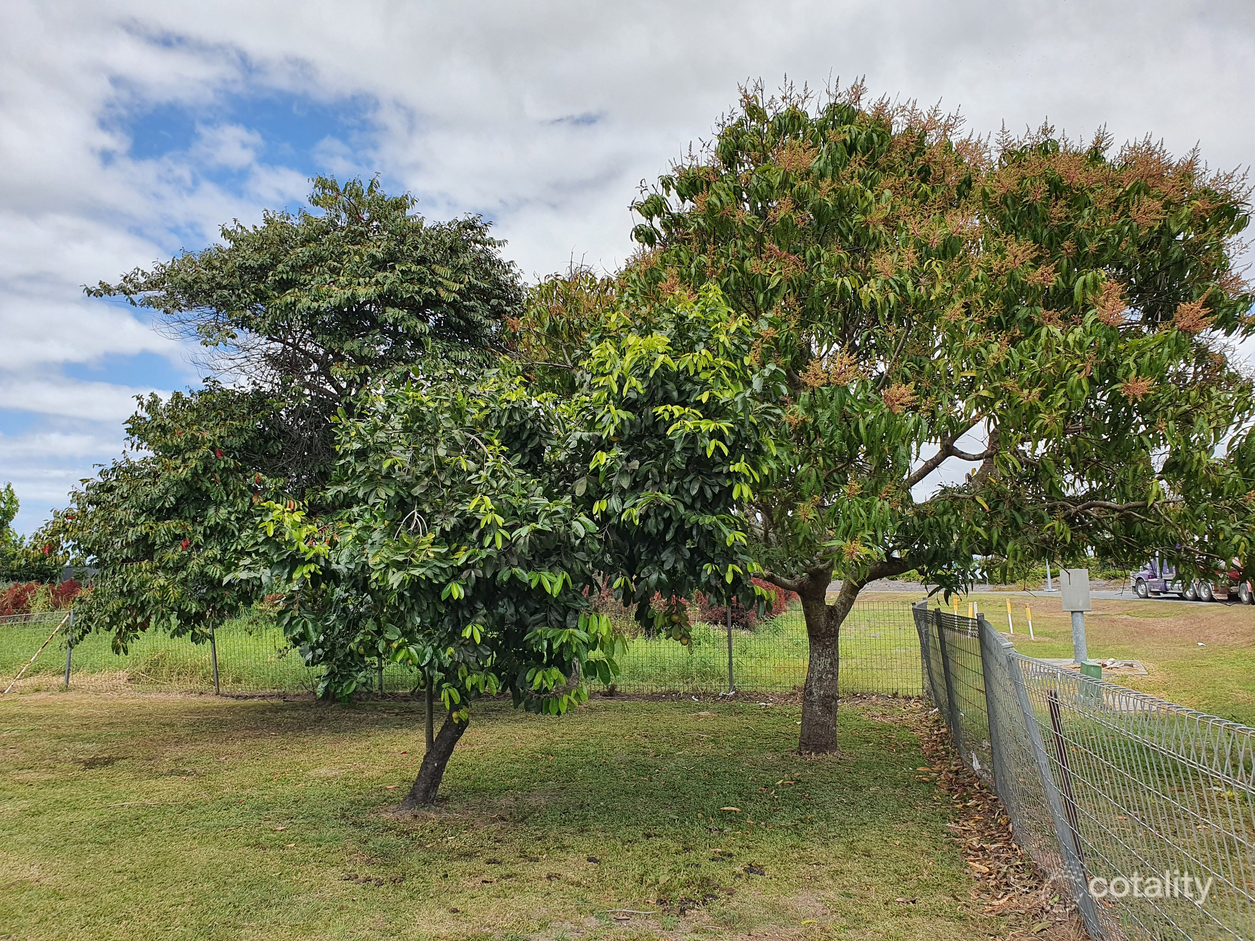 311-313 Broadsound Rd, Paget, QLD 4740