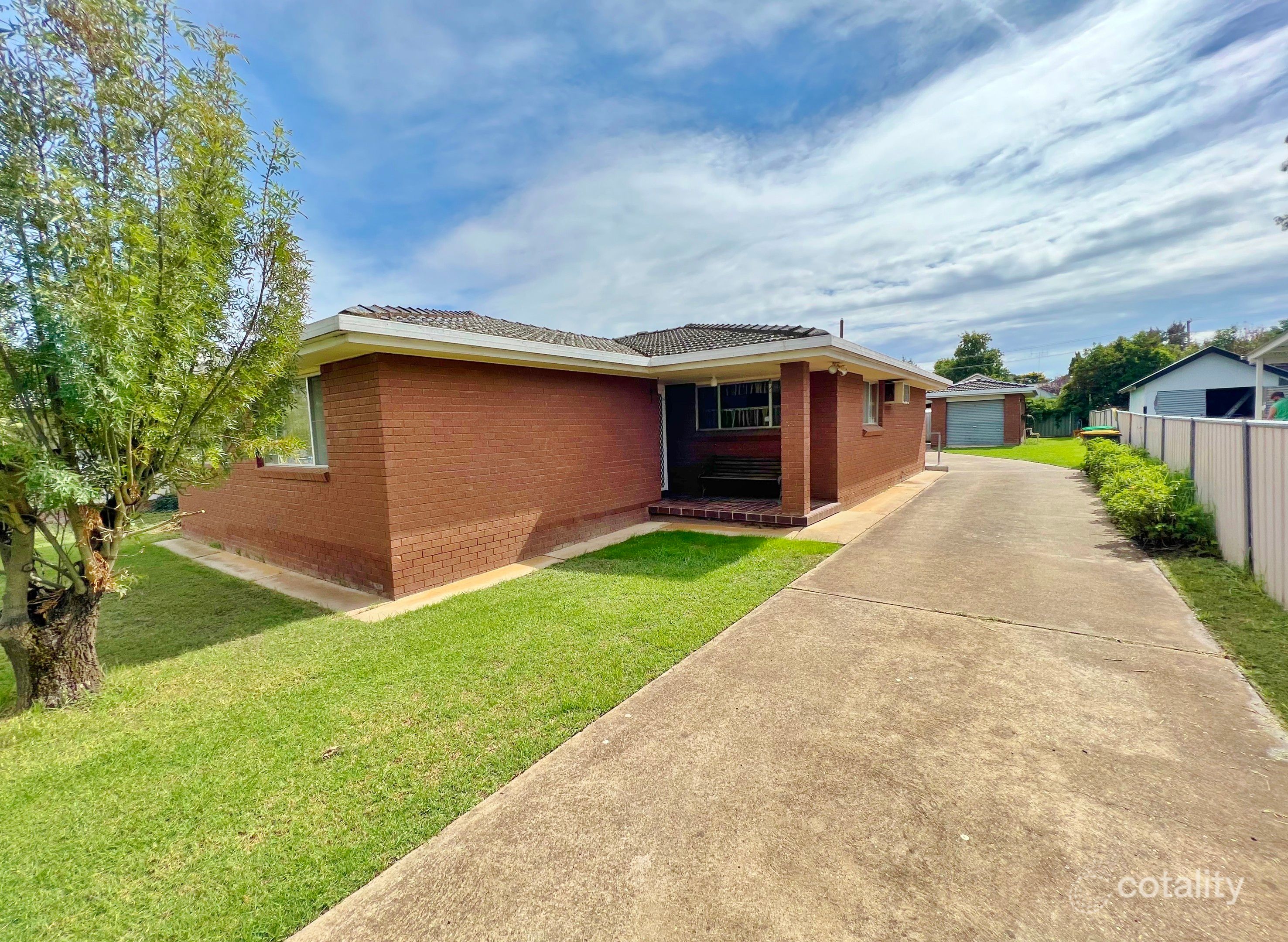 59 William St, Young, NSW 2594