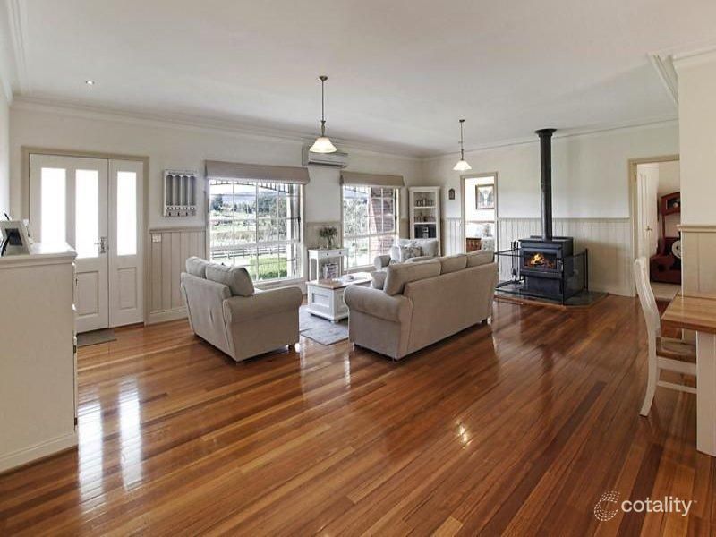 21 Parkers Lane, Woodend, VIC 3442