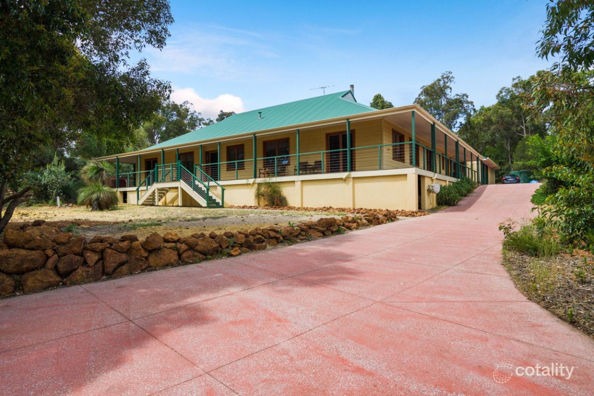 6 Sewell St, Bedfordale, WA 6112