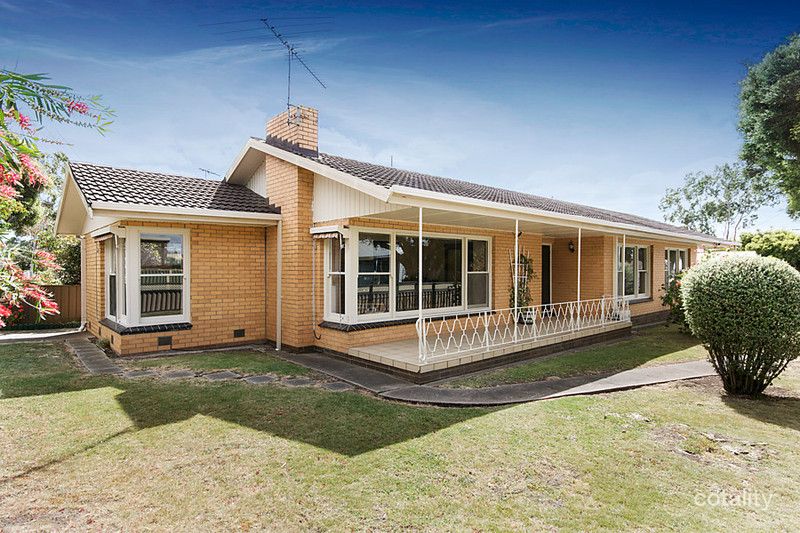21 Derby Rd, Herne Hill, VIC 3218
