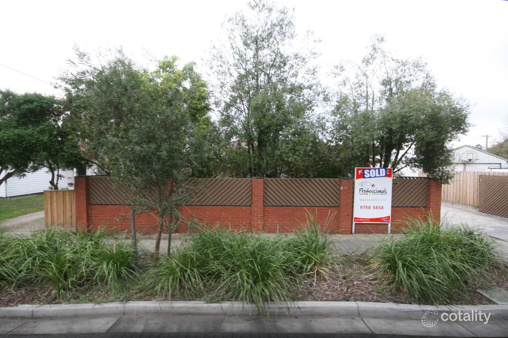 10 Parkview Dr, Ferntree Gully, VIC 3156