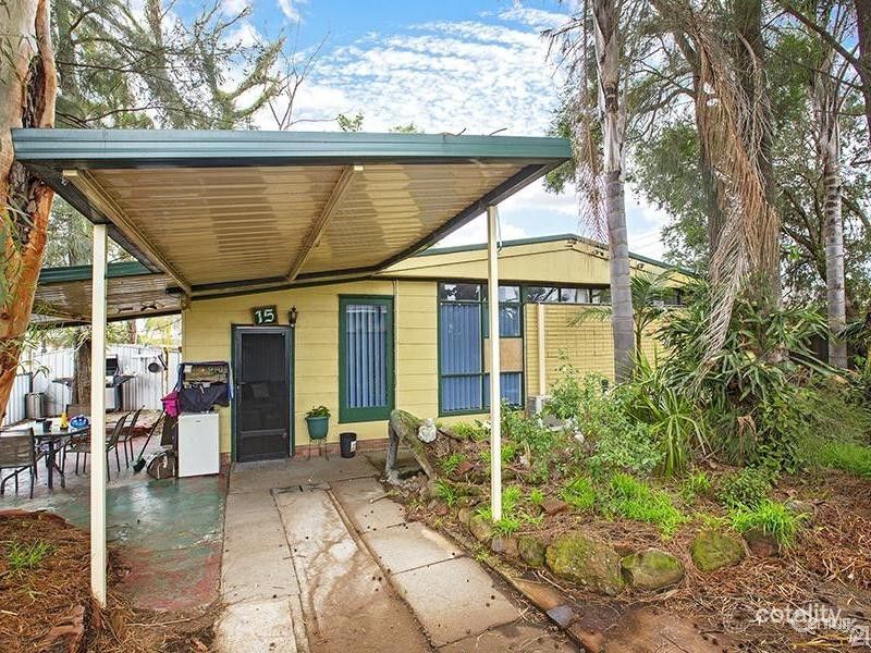 15 Shamrock St, Smithfield, NSW 2164