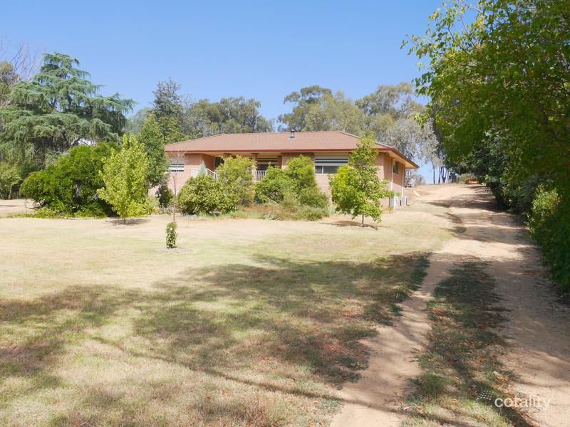 642 Morongla Rd, Cowra, NSW 2794