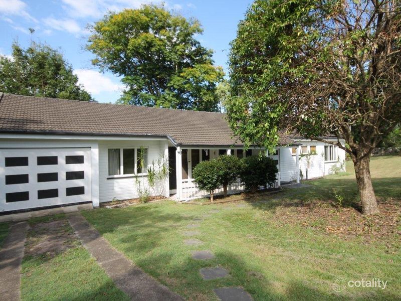 25 Garema St, Indooroopilly, QLD 4068