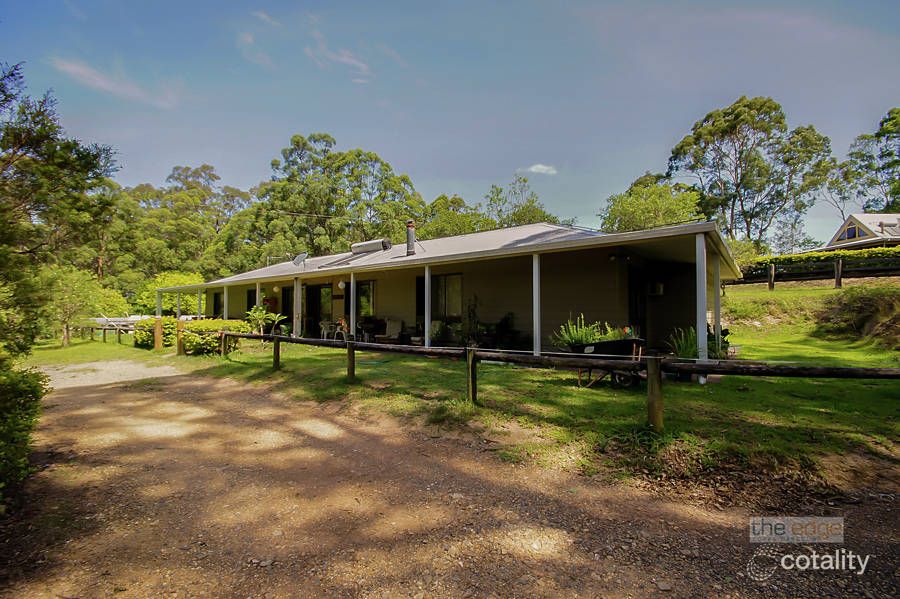17 Park Ave, Woolgoolga, NSW 2456