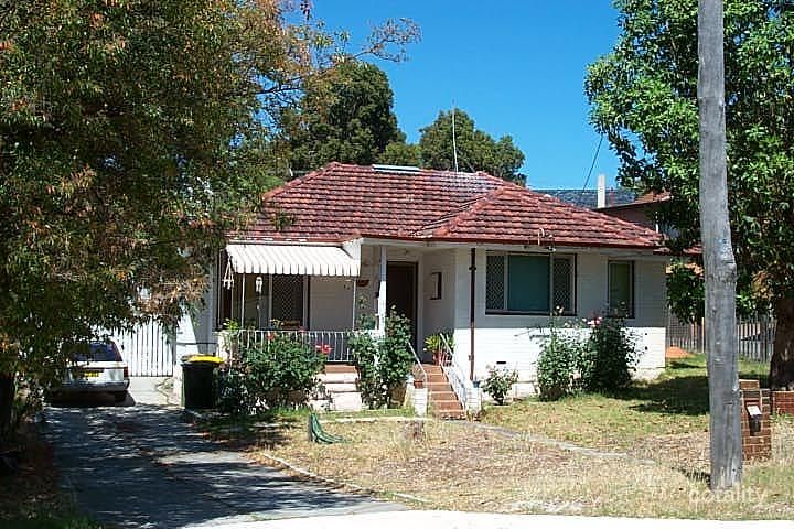 9 Grant St, Embleton, WA 6062
