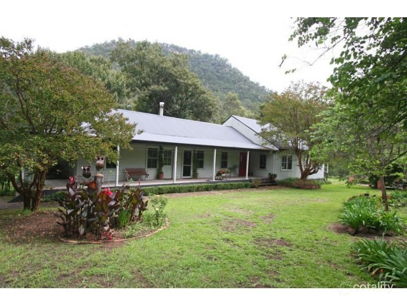 3134 Putty Rd, Milbrodale, NSW 2330