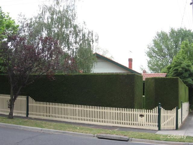 38 Highfield Rd, Canterbury, VIC 3126