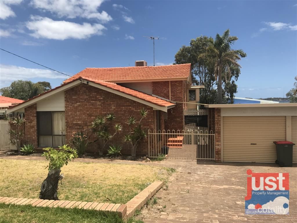 25 Barnes Ave, Australind, WA 6233