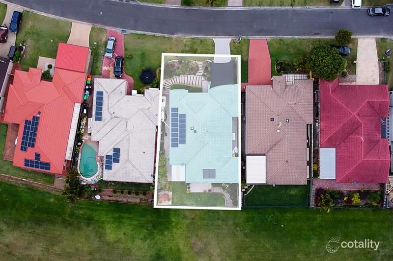 29 Tussock Cres, Elanora, QLD 4221