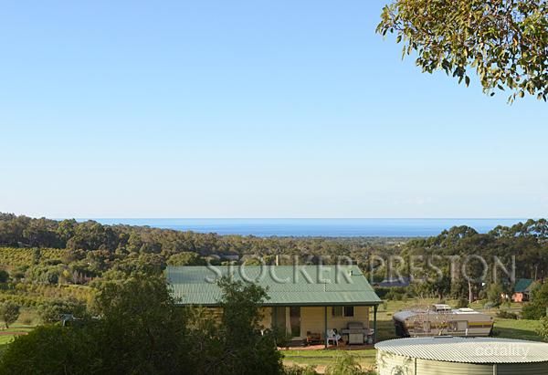 14 Quedjinup Dr, Quedjinup, WA 6281