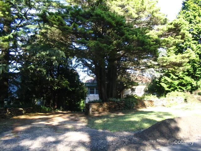 29 Genevieve Rd, Bullaburra, NSW 2784