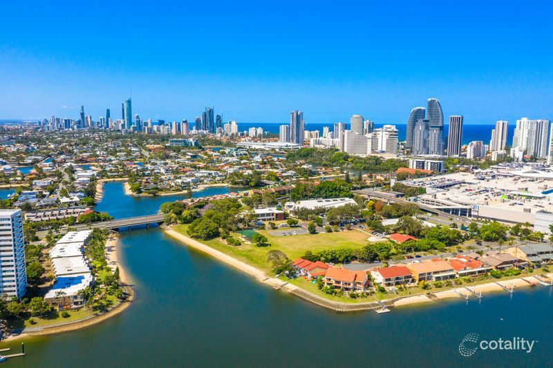 3/52 Hooker Bvd, Mermaid Waters, QLD 4218