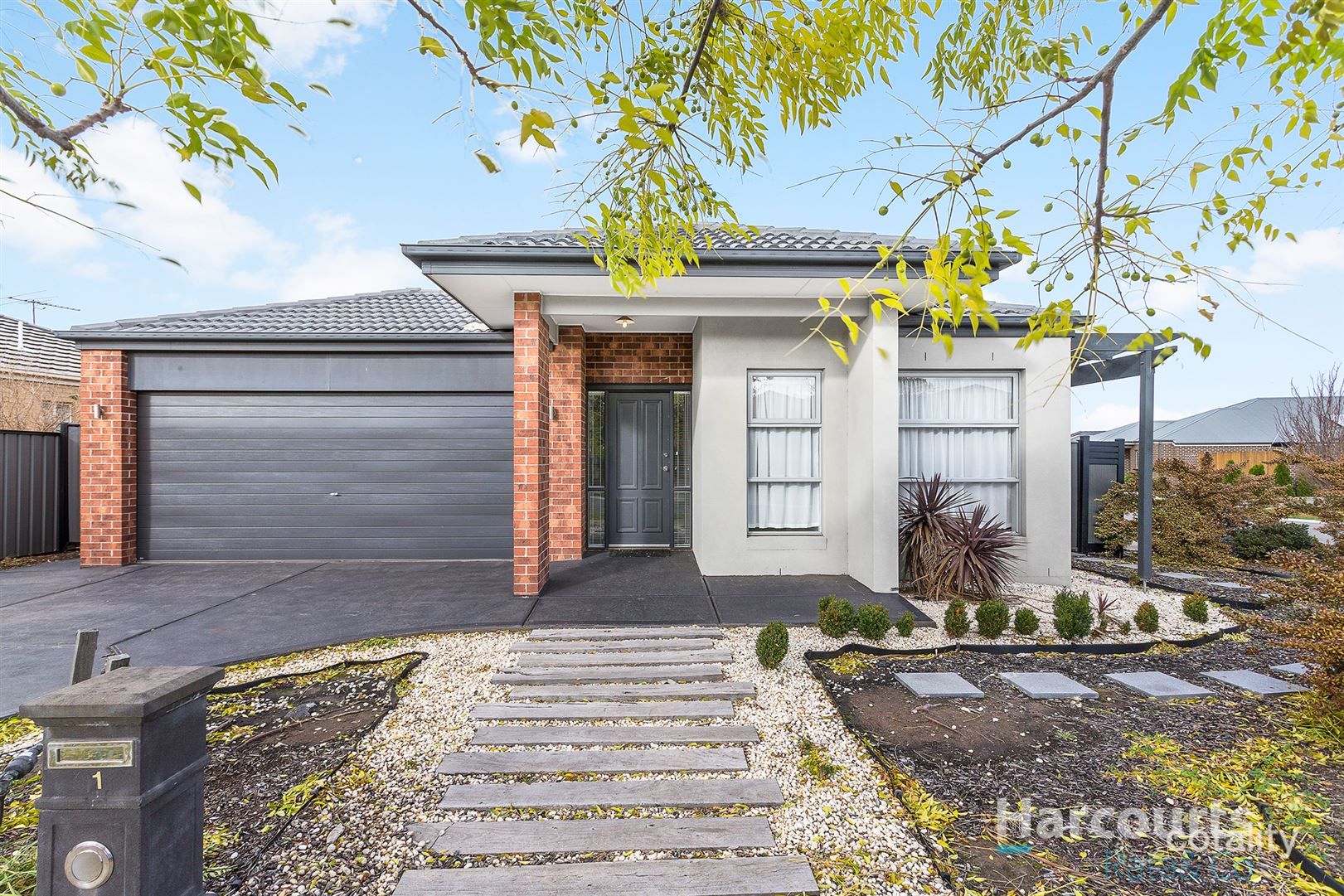1 Brickwood Cct, Craigieburn, VIC 3064
