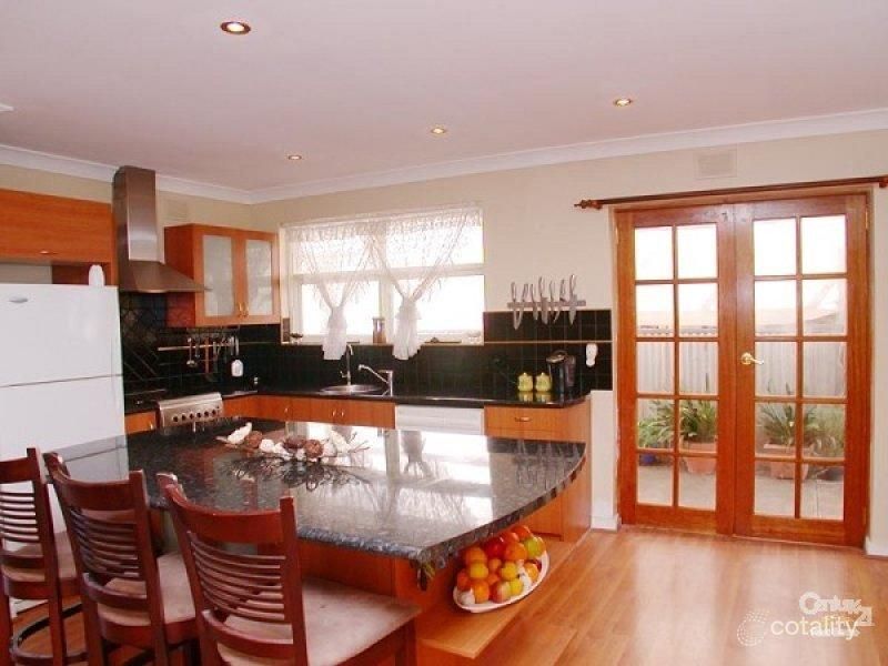 24 Whaler Rd, Seaford, SA 5169