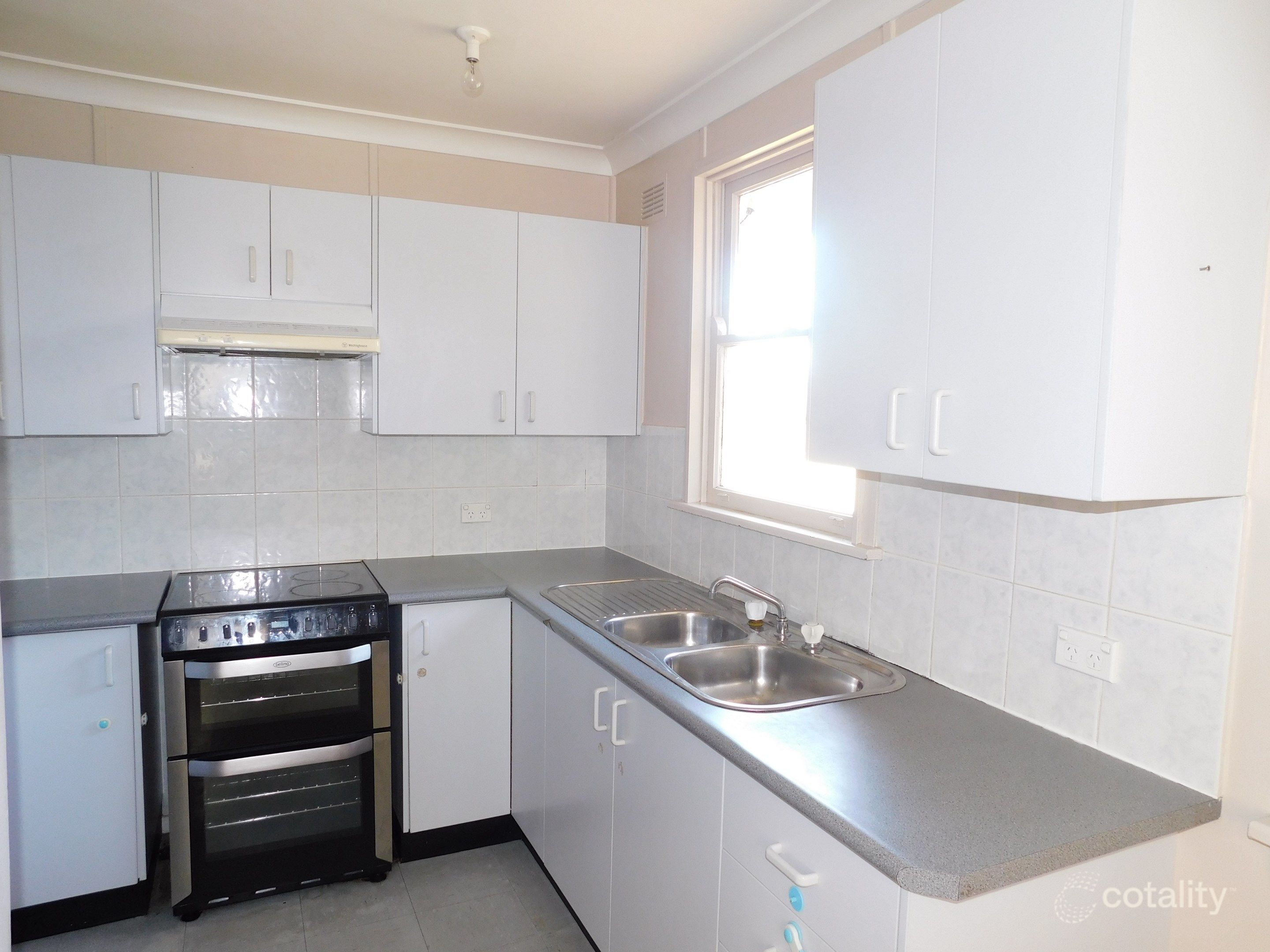 22 Luzon Ave, Lethbridge Park, NSW 2770