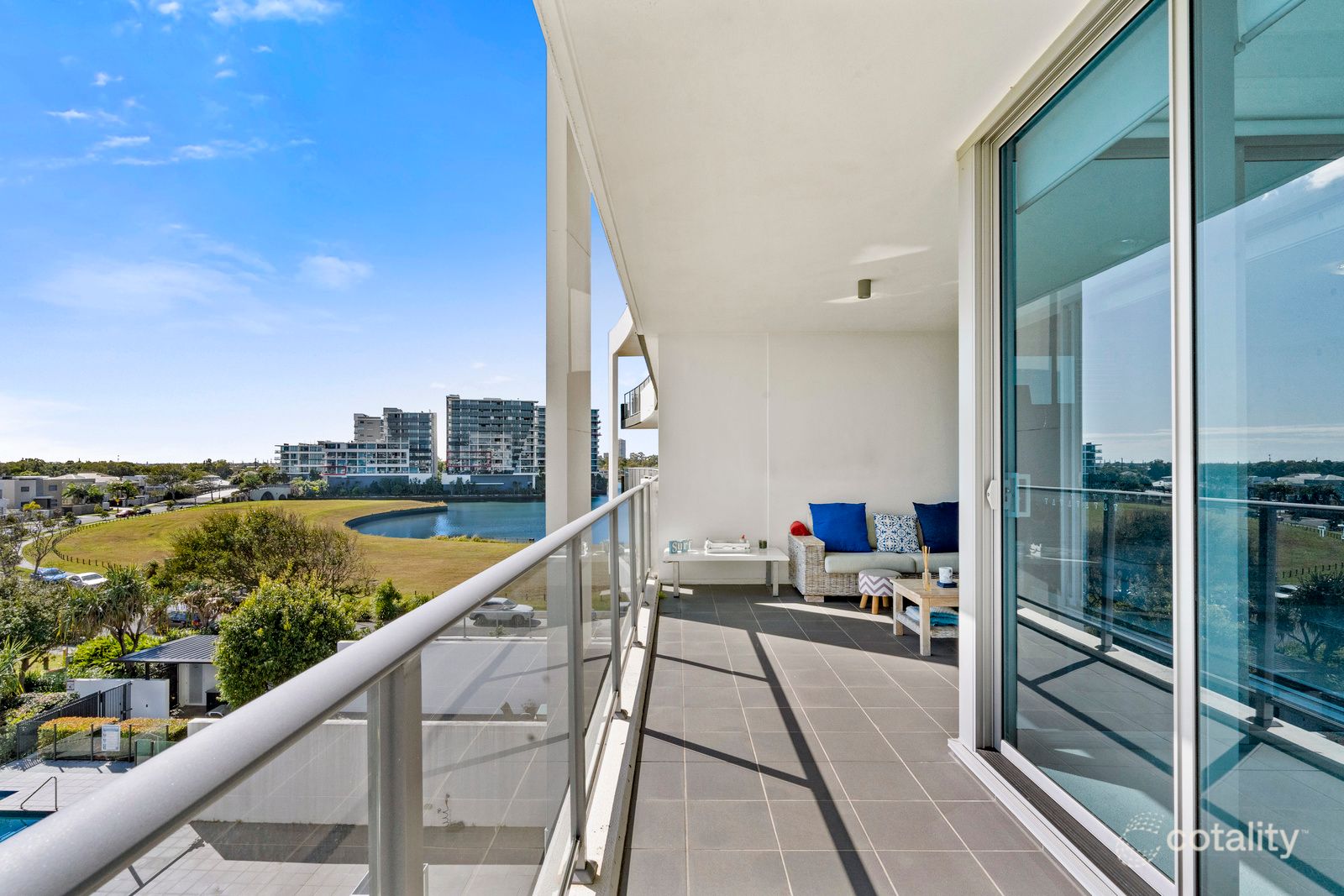 309/2 East Quay Dr, Biggera Waters, QLD 4216