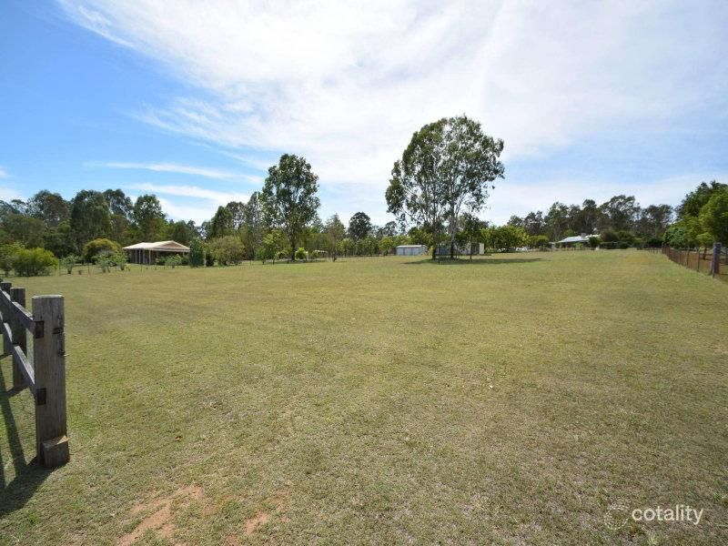 221 Esk Hampton Rd, Esk, QLD 4312