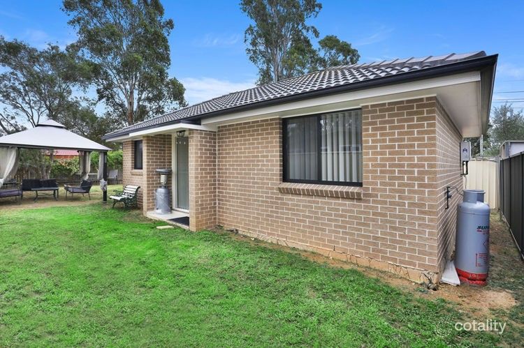 25 Kilbride Ave, Dharruk, NSW 2770