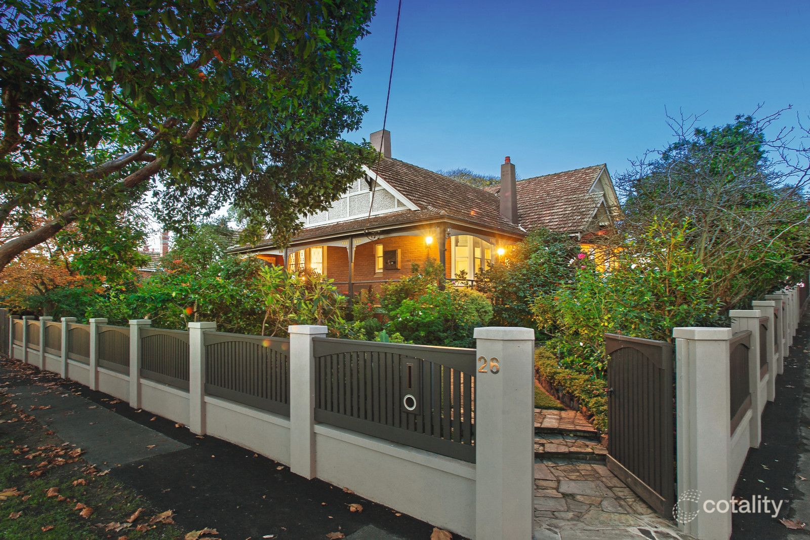 26 Wattle Valley Rd, Canterbury, VIC 3126